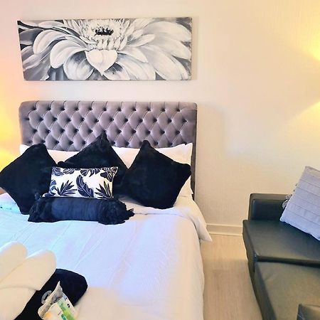 Immaculate 3-Bedrooms Dundee Apartment Esterno foto