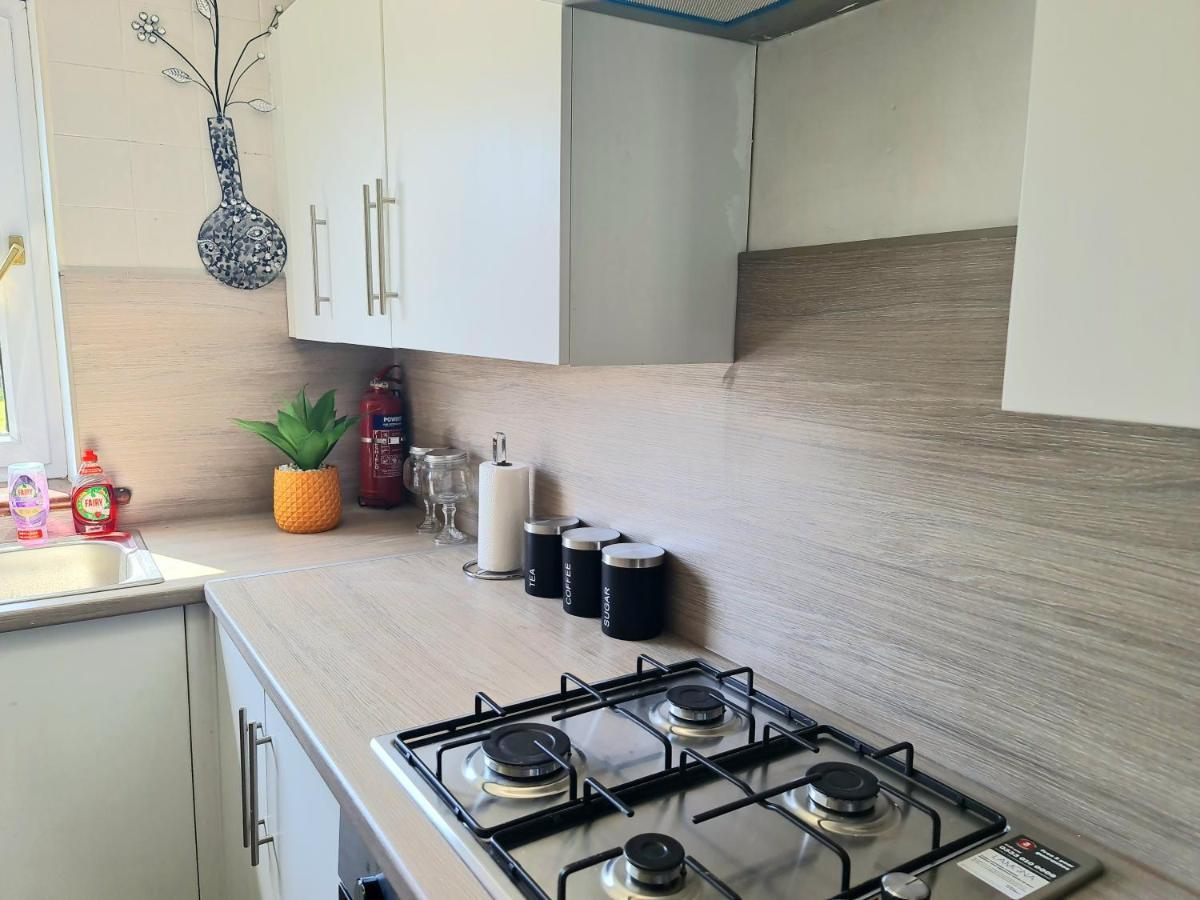 Immaculate 3-Bedrooms Dundee Apartment Esterno foto